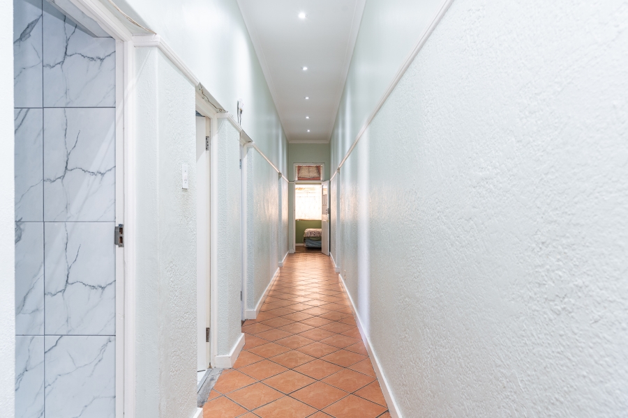 5 Bedroom Property for Sale in Weltevreden Valley Western Cape